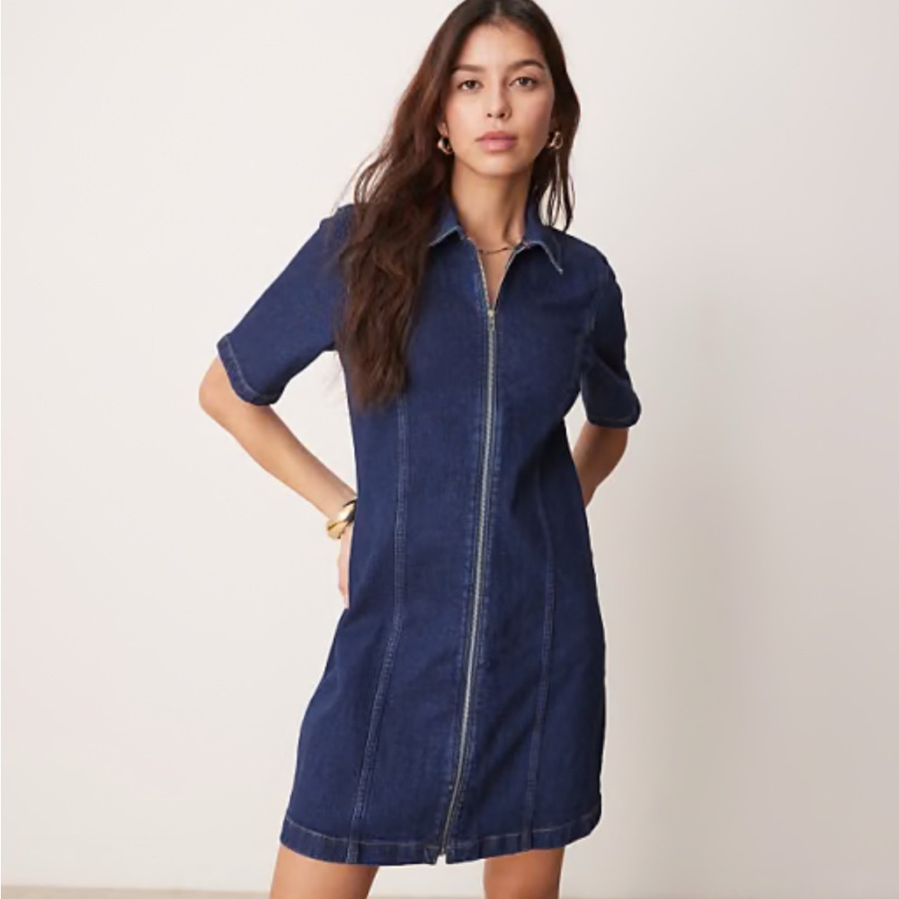 Denim Short-Sleeve dress
